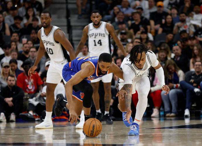 尼克斯外线火力强劲,正带领球队冲刺东部前列的简单介绍 尼克斯外线火力强劲,正带领球队冲刺东部前列的简单介绍