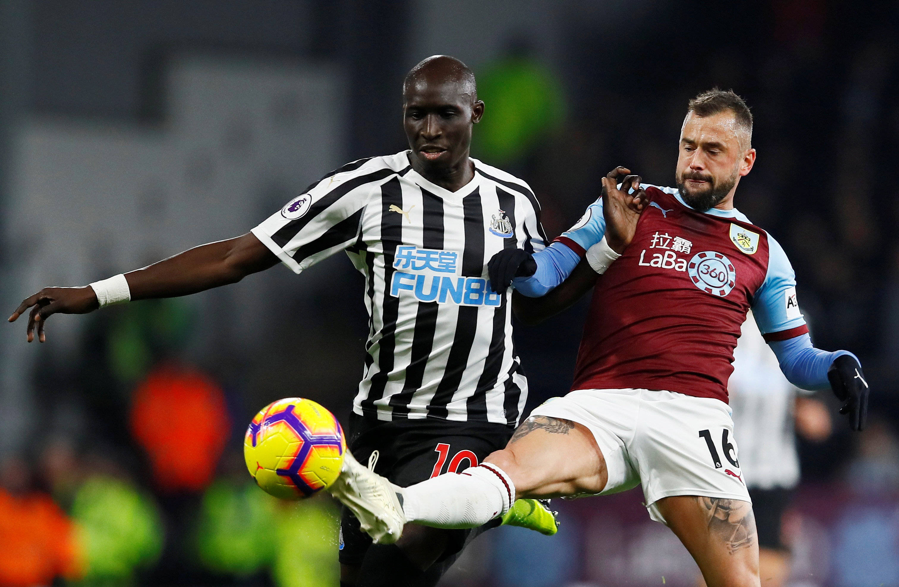 包含阿斯顿维拉憾负纽卡斯尔,保级形势艰难的词条 包含阿斯顿维拉憾负纽卡斯尔,保级形势艰难的词条