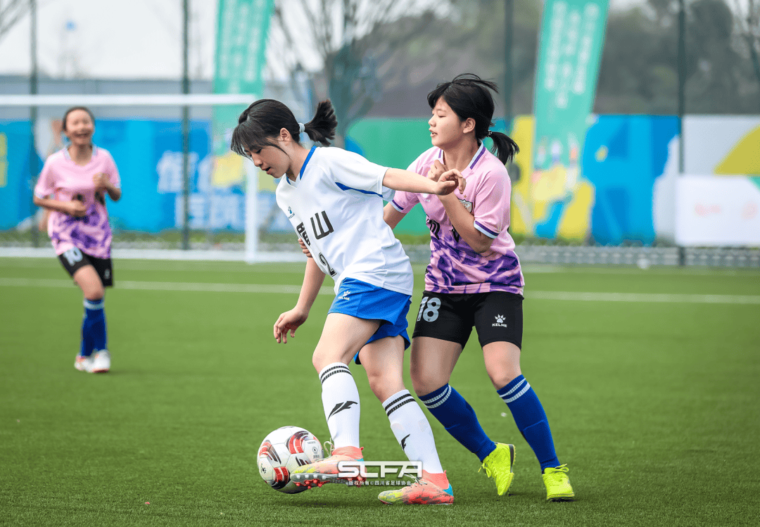 国内足球比赛：女足代表团展现实力的简单介绍