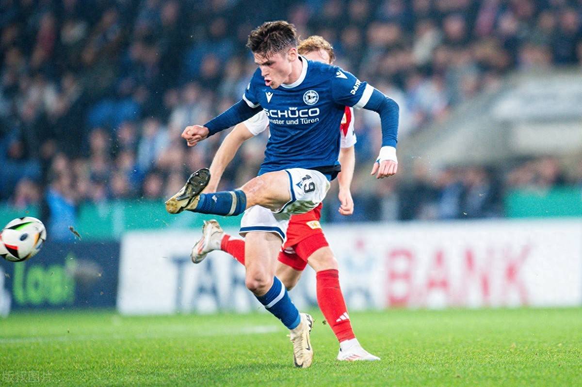 开云体育官方入口-弗莱堡在主场比赛中取得不败战绩