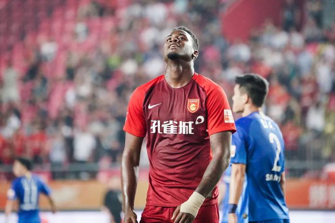 开云体育网页版-河北华夏幸福面临防守困境，急需提升整体实力