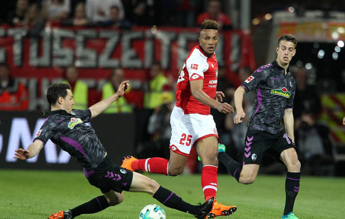 法兰克福再次遭遇挫折,美因茨未能逆转颓势 法兰克福再次遭遇挫折,美因茨未能逆转颓势