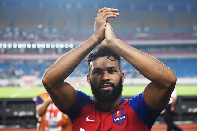 重庆斯威主场惨遭天津泰达绝杀,遭遇失利的简单介绍 重庆斯威主场惨遭天津泰达绝杀,遭遇失利的简单介绍