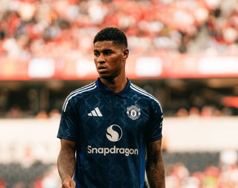 拉什福德闪击破门,曼联主场险胜南安普顿 拉什福德闪击破门,曼联主场险胜南安普顿