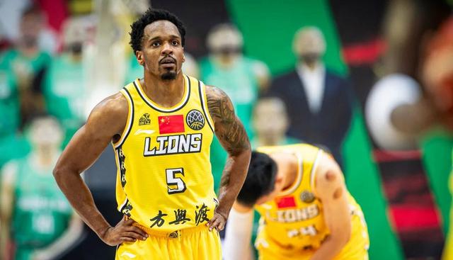 关于国安锋线进攻火力全开，击溃对手防线反超积分榜的信息